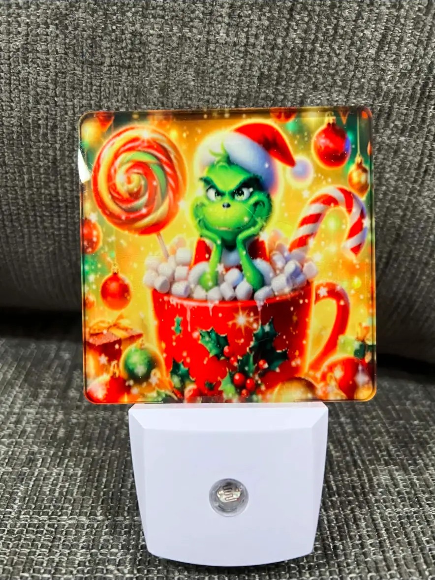 Holiday cocoa themed night light