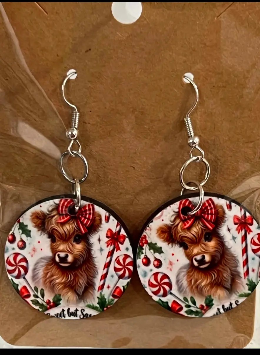Round Christmas highland cow earrings